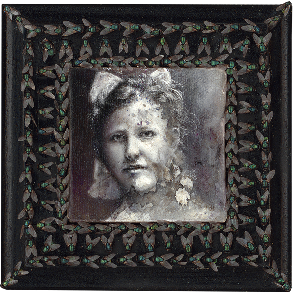 Justine Hauptansicht